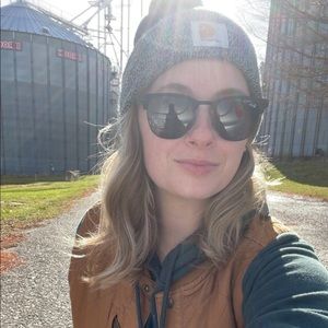 Meet your Posher, Erica